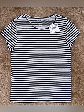 American Eagle Outfitters Women’s Navy & White Striped Short Sleeve Top NWT